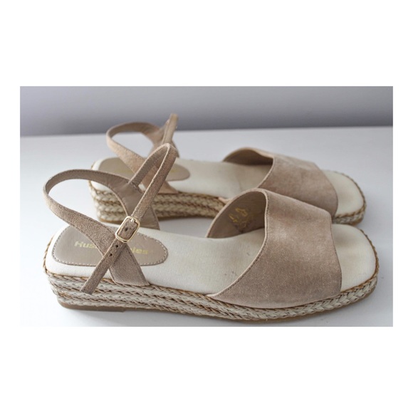 Camel Platforms - Picture 1 of 8